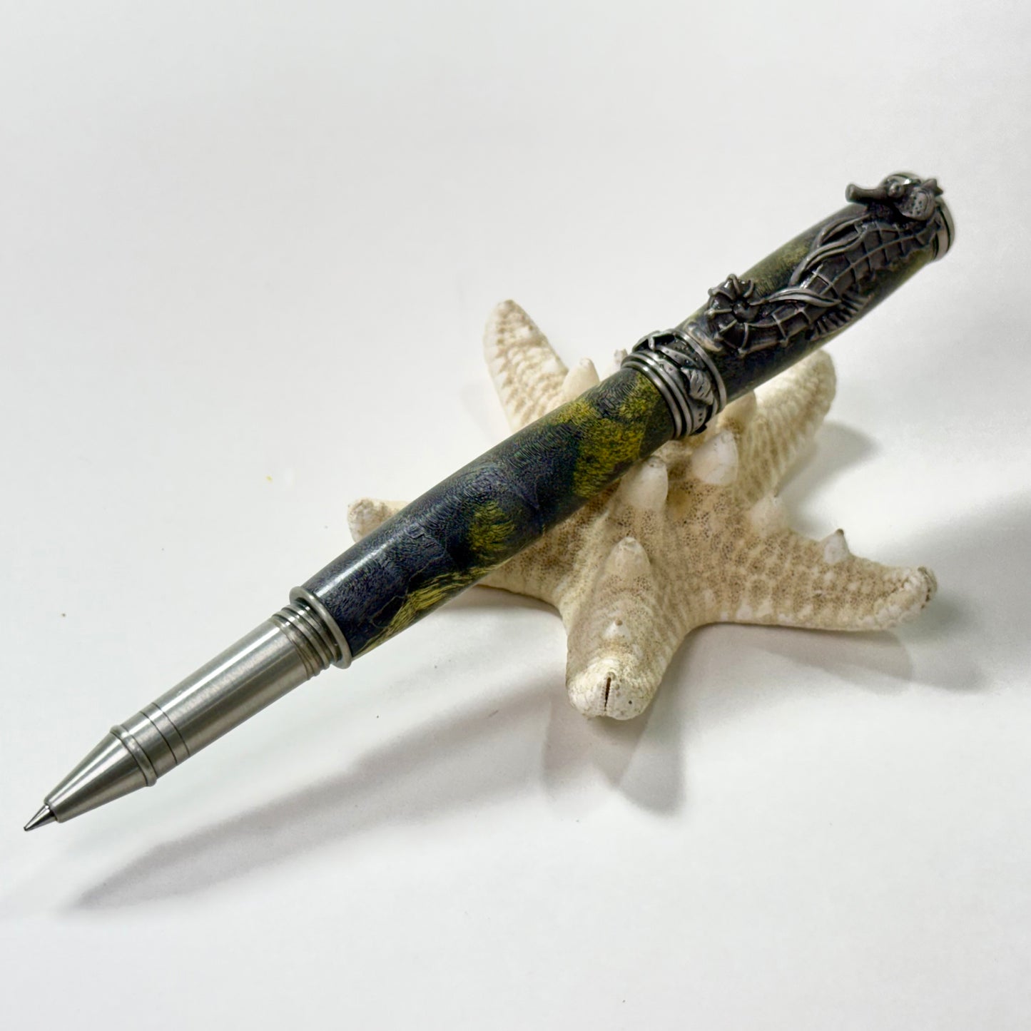 Sea Life | Seahorse | Maple Burl | Grey Light Yellow Greenish | Antique Pewter